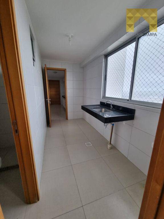 Apartamento à venda com 3 quartos, 135m² - Foto 24