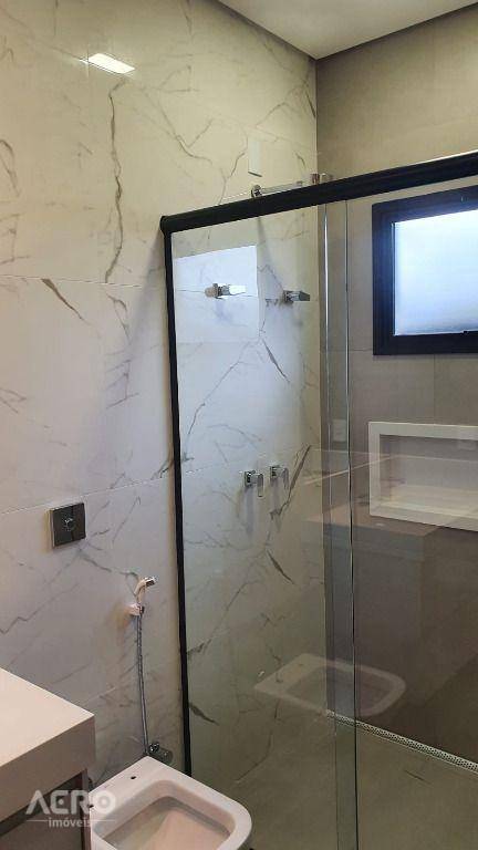 Casa de Condomínio à venda com 3 quartos, 240m² - Foto 23