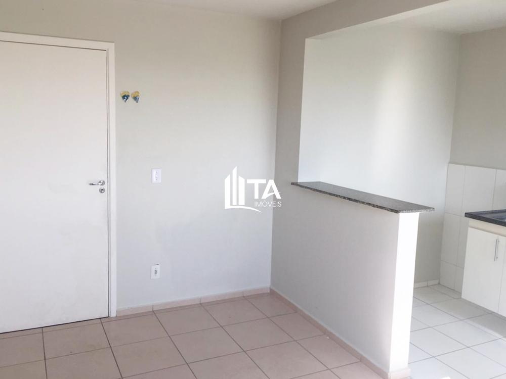 Apartamento à venda com 2 quartos, 46m² - Foto 1