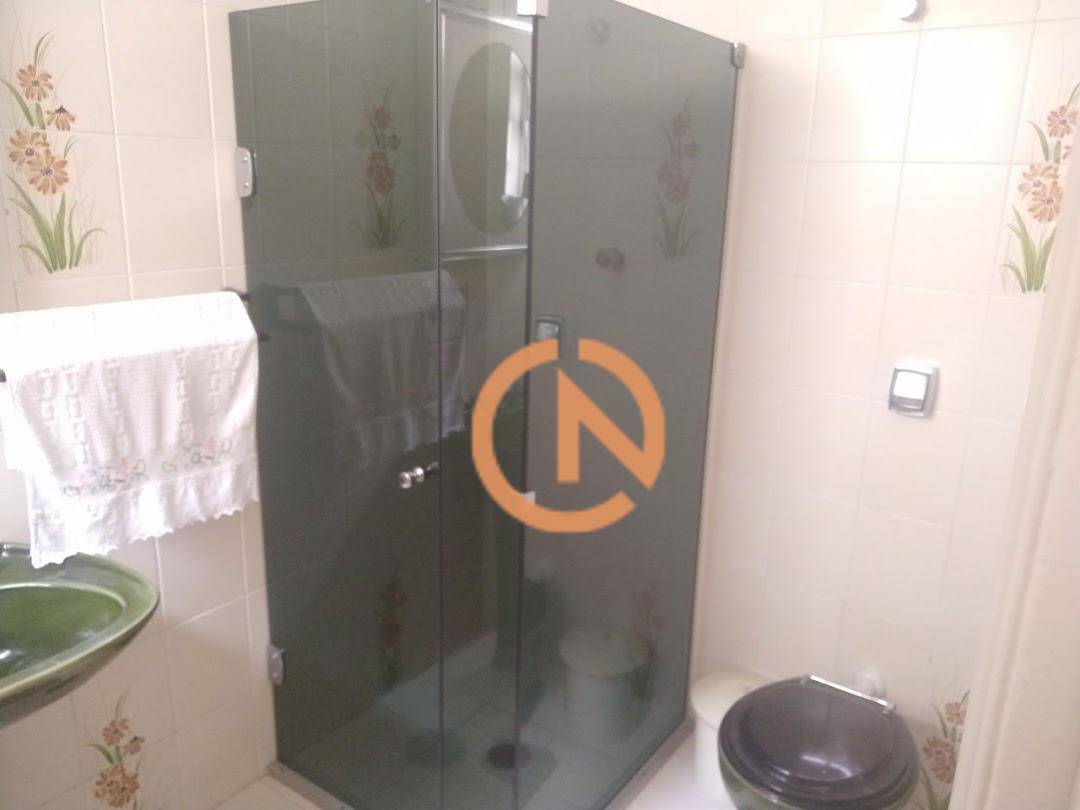 Casa à venda e aluguel com 4 quartos, 257m² - Foto 13