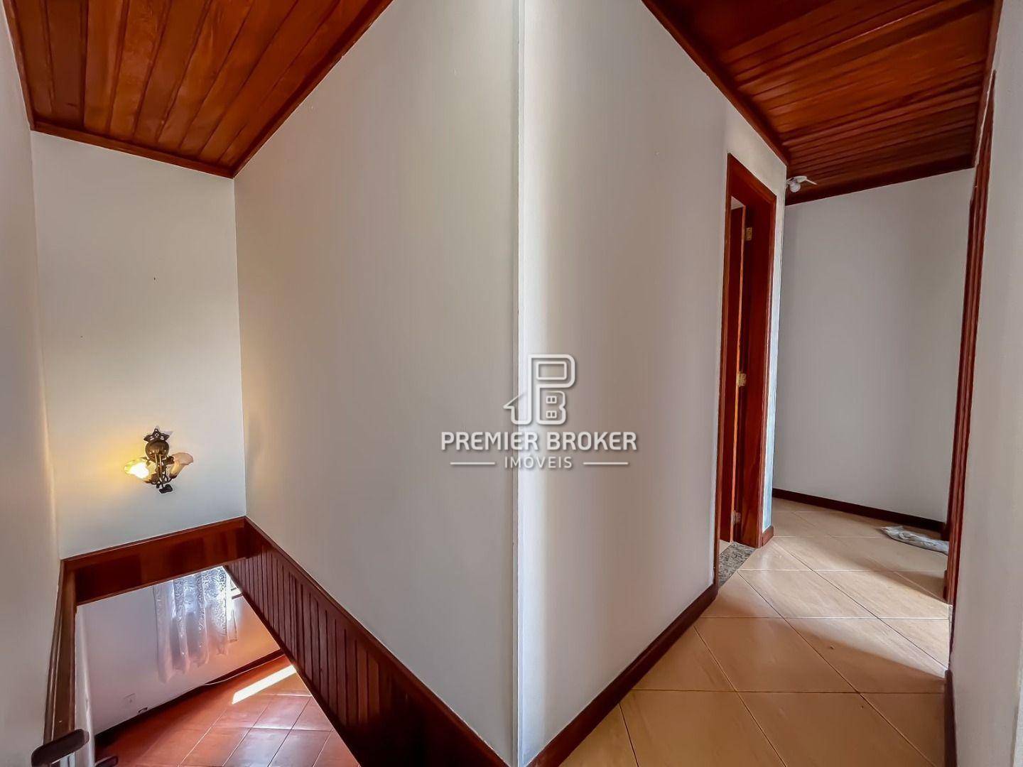 Casa à venda com 3 quartos, 220m² - Foto 26