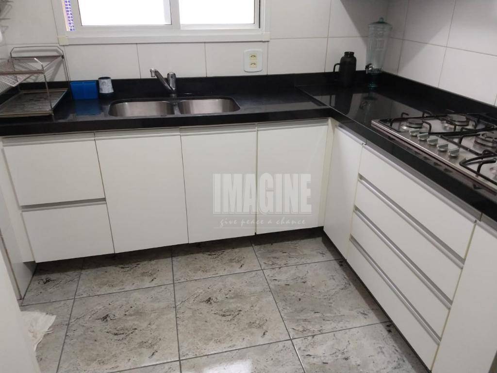 Apartamento à venda com 3 quartos, 83m² - Foto 25