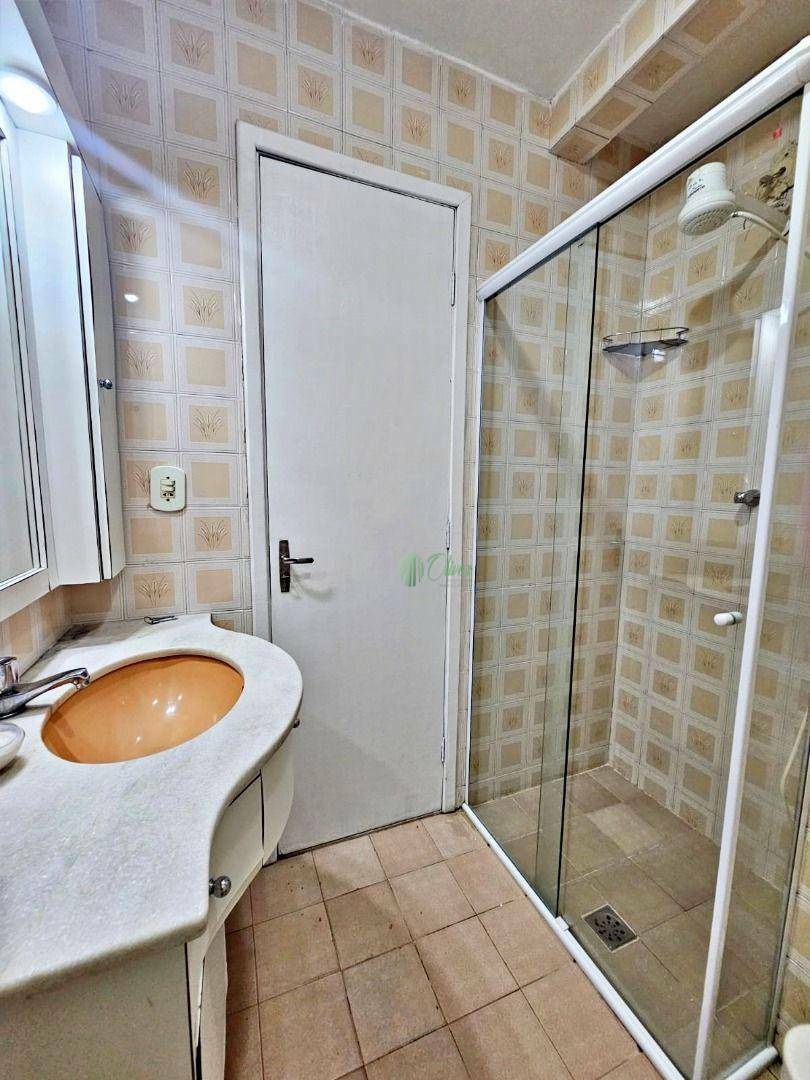 Apartamento à venda com 3 quartos, 130m² - Foto 11