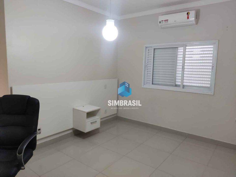 Casa à venda com 4 quartos, 240m² - Foto 19