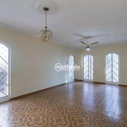 Casa à venda com 4 quartos, 180m² - Foto 3