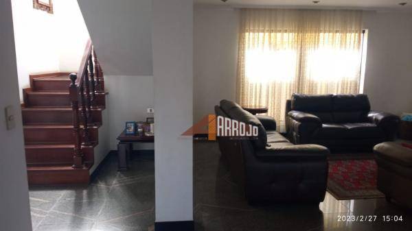 Sobrado à venda com 4 quartos, 220m² - Foto 25