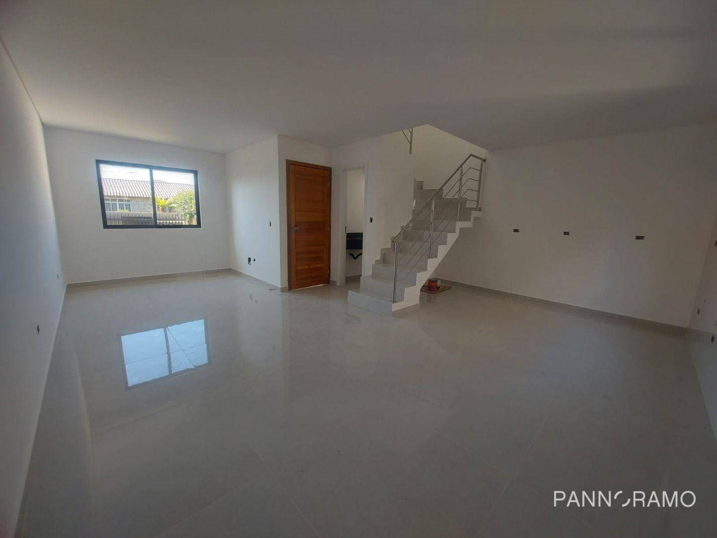 Sobrado à venda com 3 quartos, 94m² - Foto 1