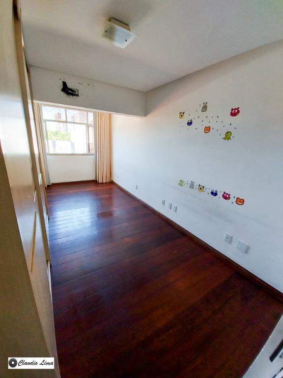 Apartamento à venda com 4 quartos, 204m² - Foto 19