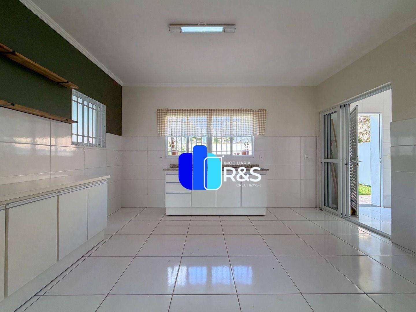 Casa, 4 quartos, 229 m² - Foto 7