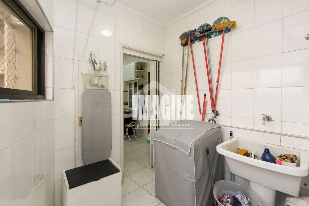 Apartamento à venda com 3 quartos, 138m² - Foto 22