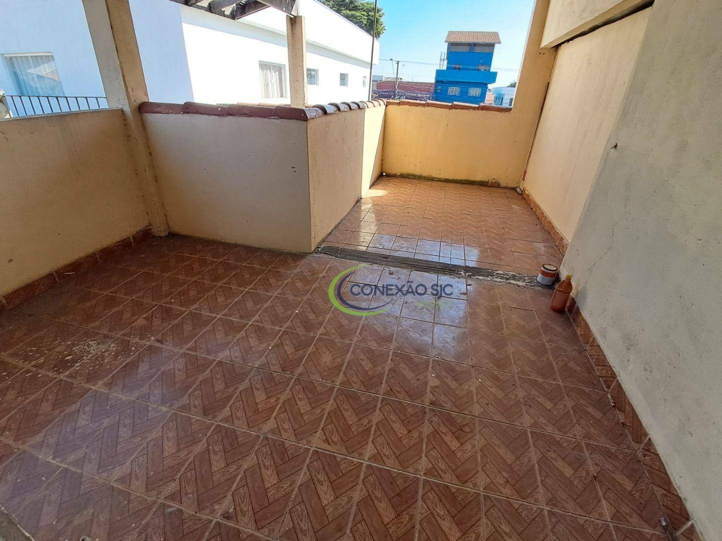 Casa à venda com 4 quartos, 150m² - Foto 15