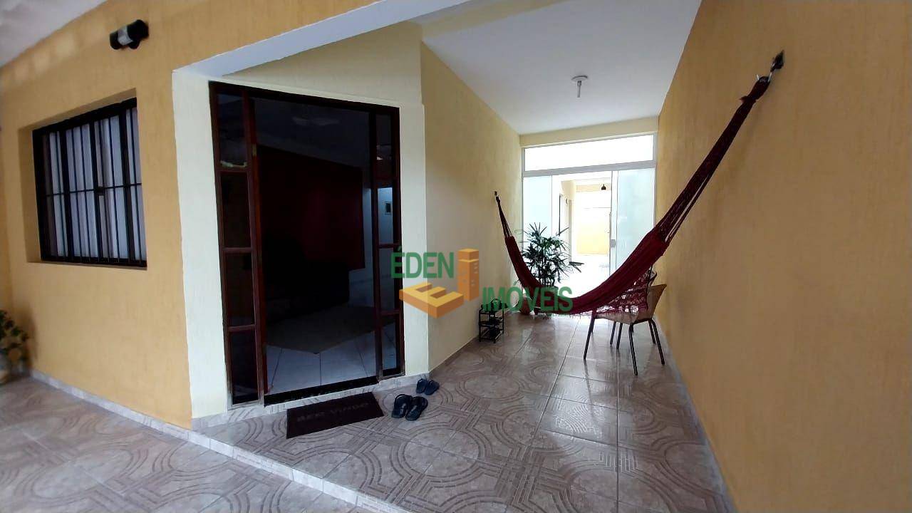 Casa à venda com 3 quartos, 126m² - Foto 3