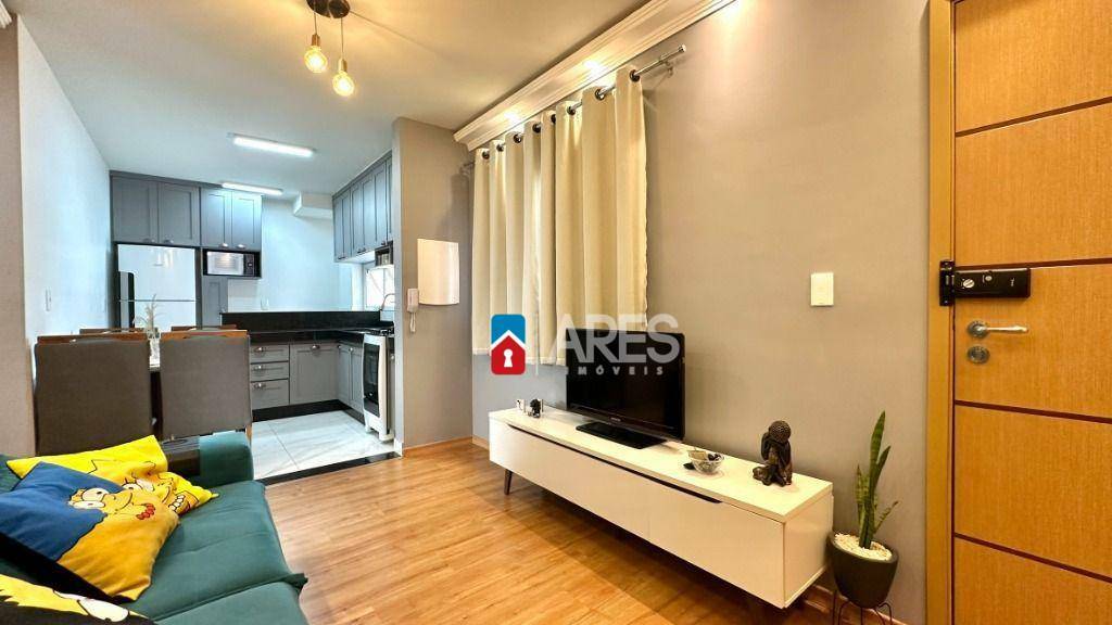 Apartamento à venda com 2 quartos, 54m² - Foto 1