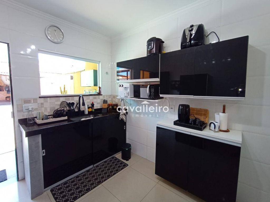Casa à venda com 4 quartos, 110m² - Foto 14