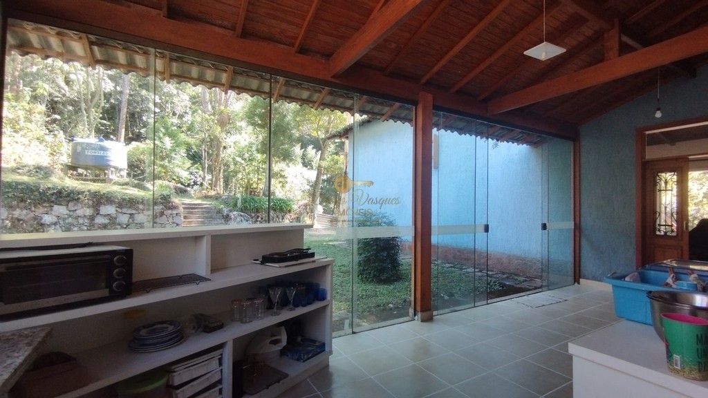 Casa à venda com 4 quartos, 1650m² - Foto 13