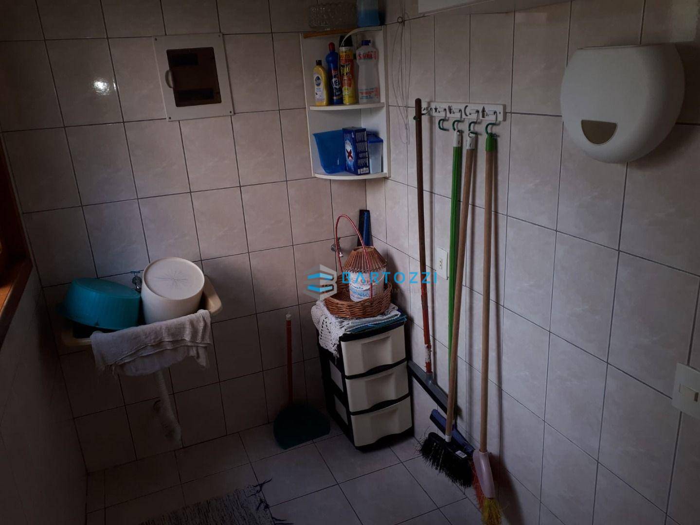 Chácara à venda com 3 quartos, 175m² - Foto 27