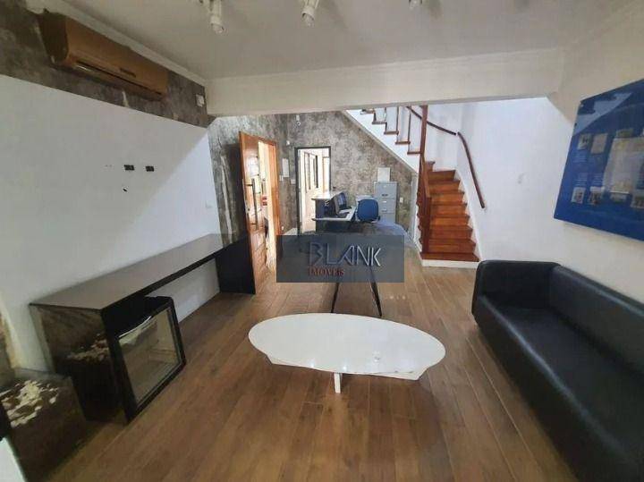 Casa à venda e aluguel com 3 quartos, 208m² - Foto 5