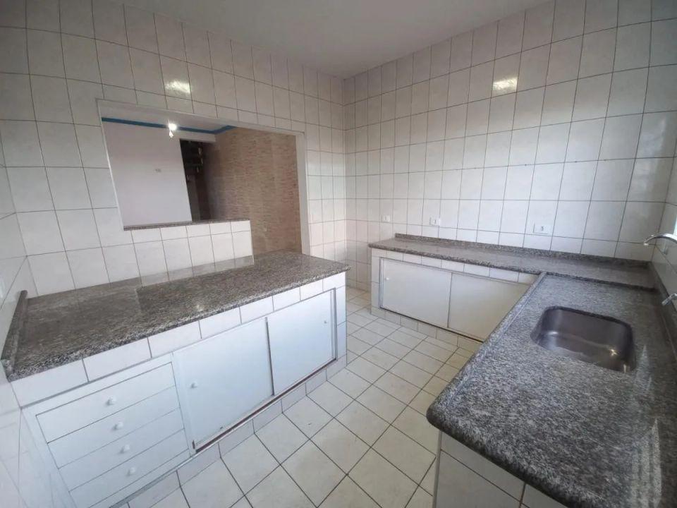 Sobrado à venda com 4 quartos, 260m² - Foto 3