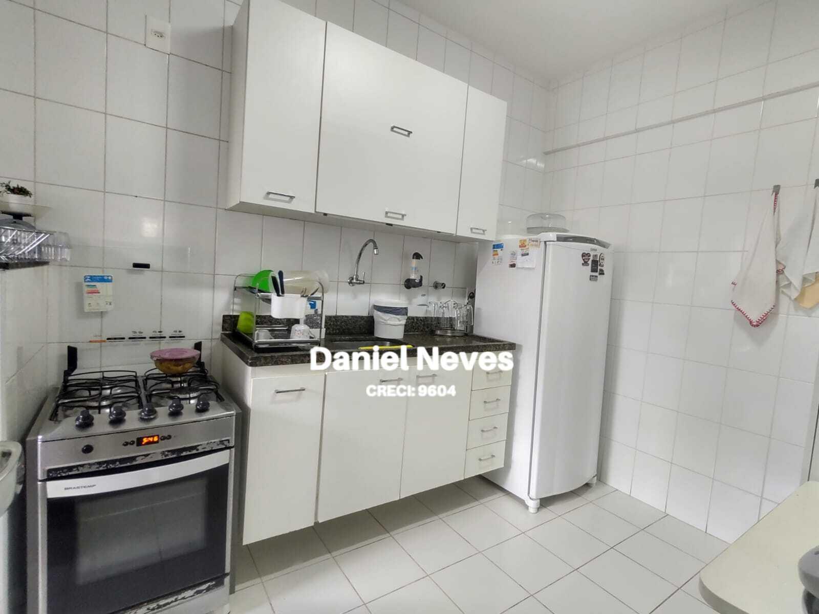 Apartamento à venda com 2 quartos, 72m² - Foto 5