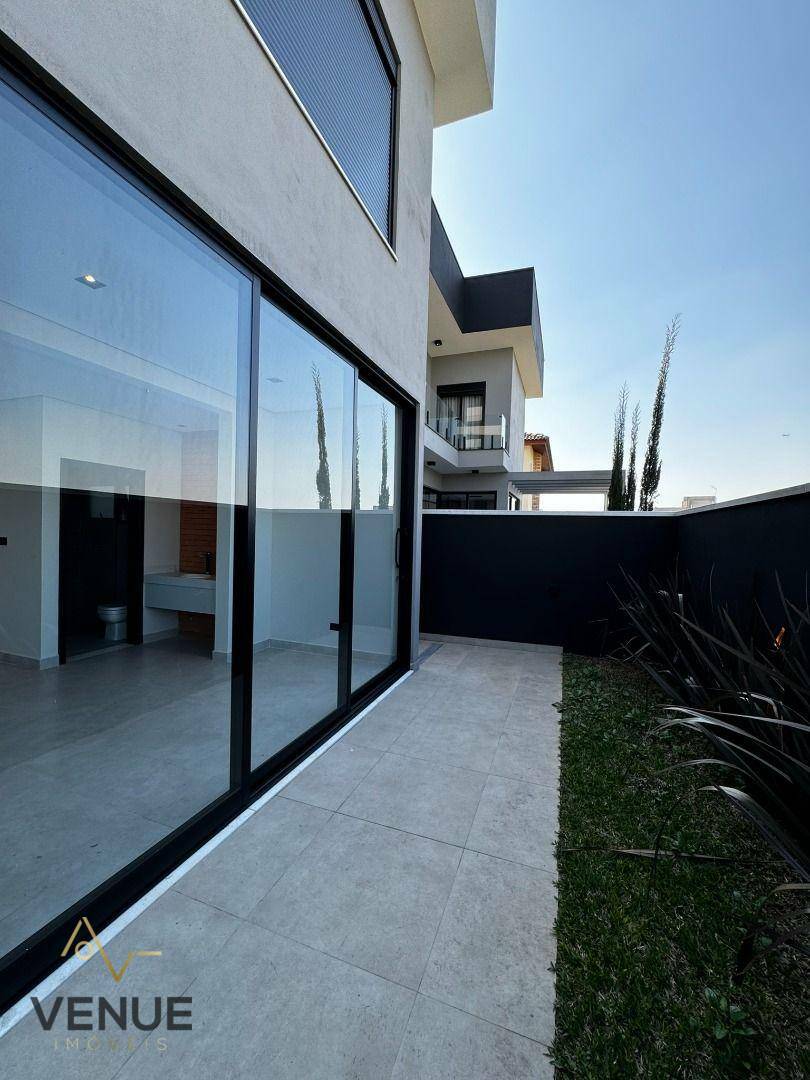 Casa de Condomínio à venda com 4 quartos, 282m² - Foto 29