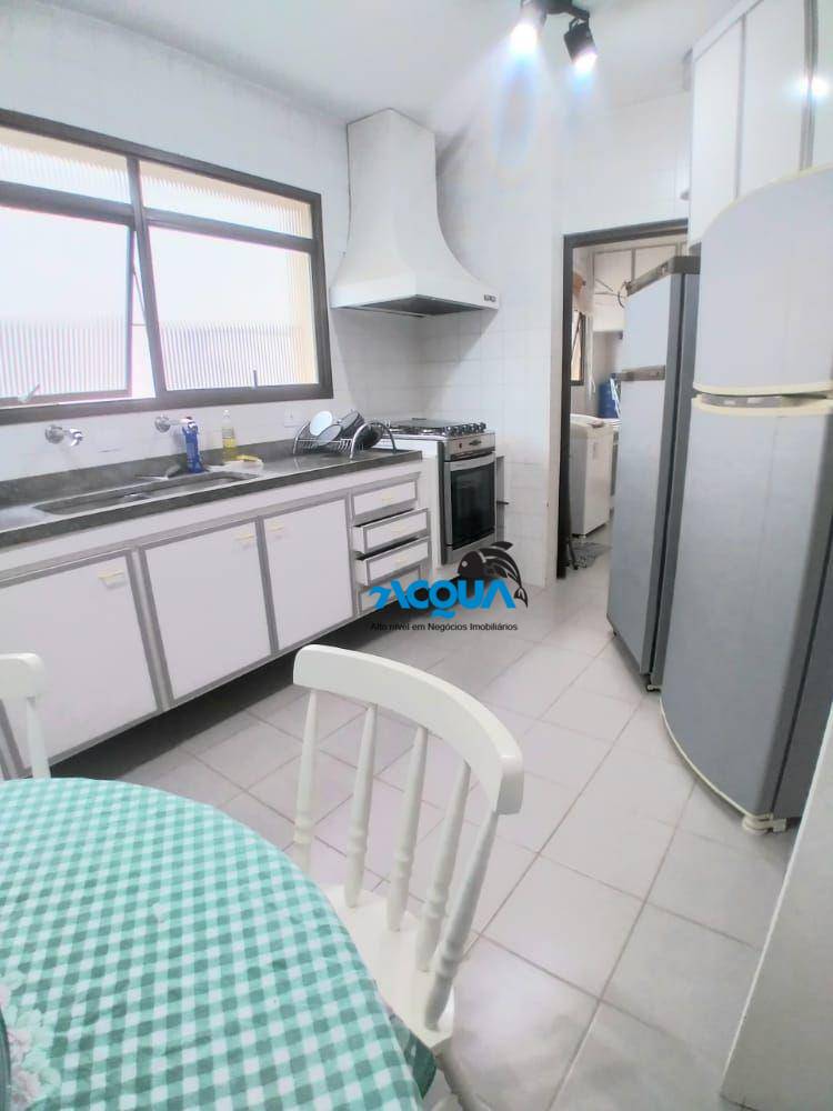 Apartamento à venda com 3 quartos, 95m² - Foto 4