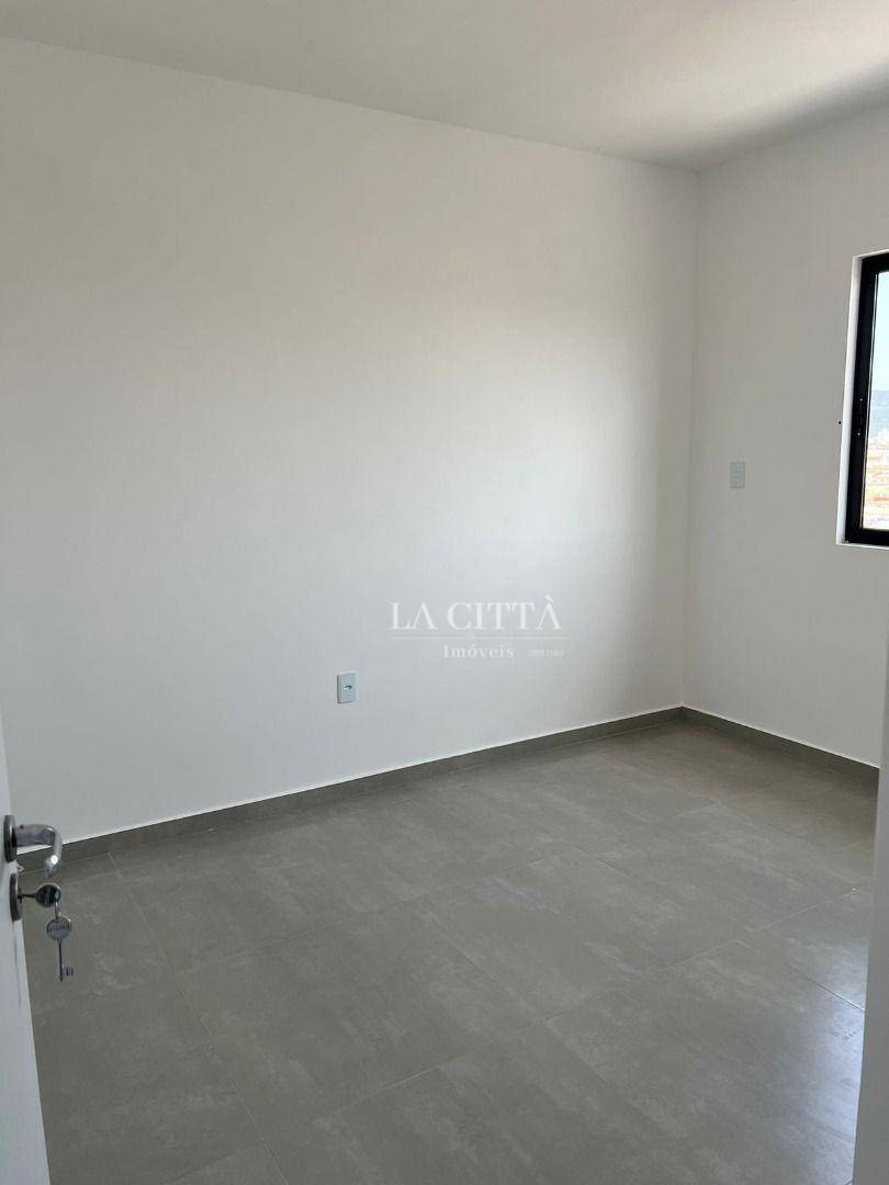 Apartamento à venda com 2 quartos, 55m² - Foto 4