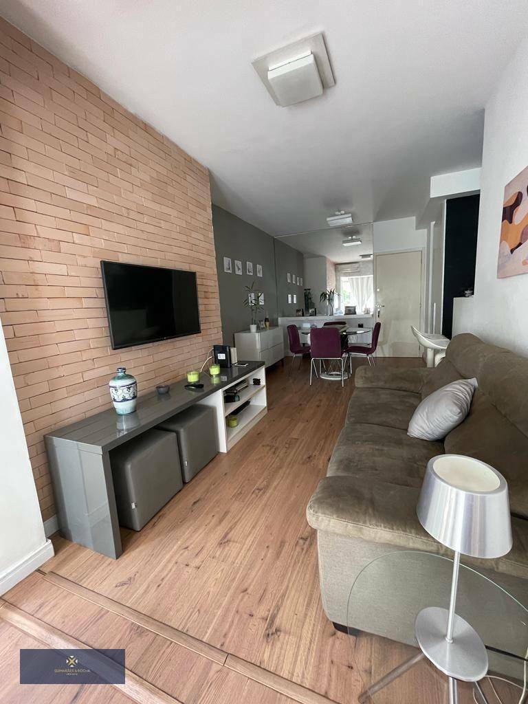 Apartamento à venda com 2 quartos, 66m² - Foto 1