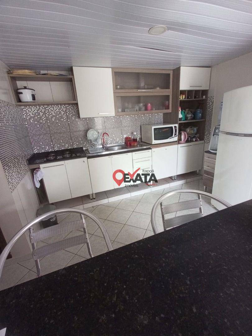 Sobrado à venda com 9 quartos, 300m² - Foto 37