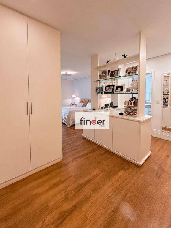 Apartamento à venda com 3 quartos, 270m² - Foto 15