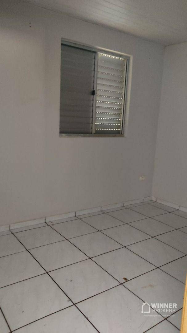 Casa à venda com 2 quartos, 70m² - Foto 2