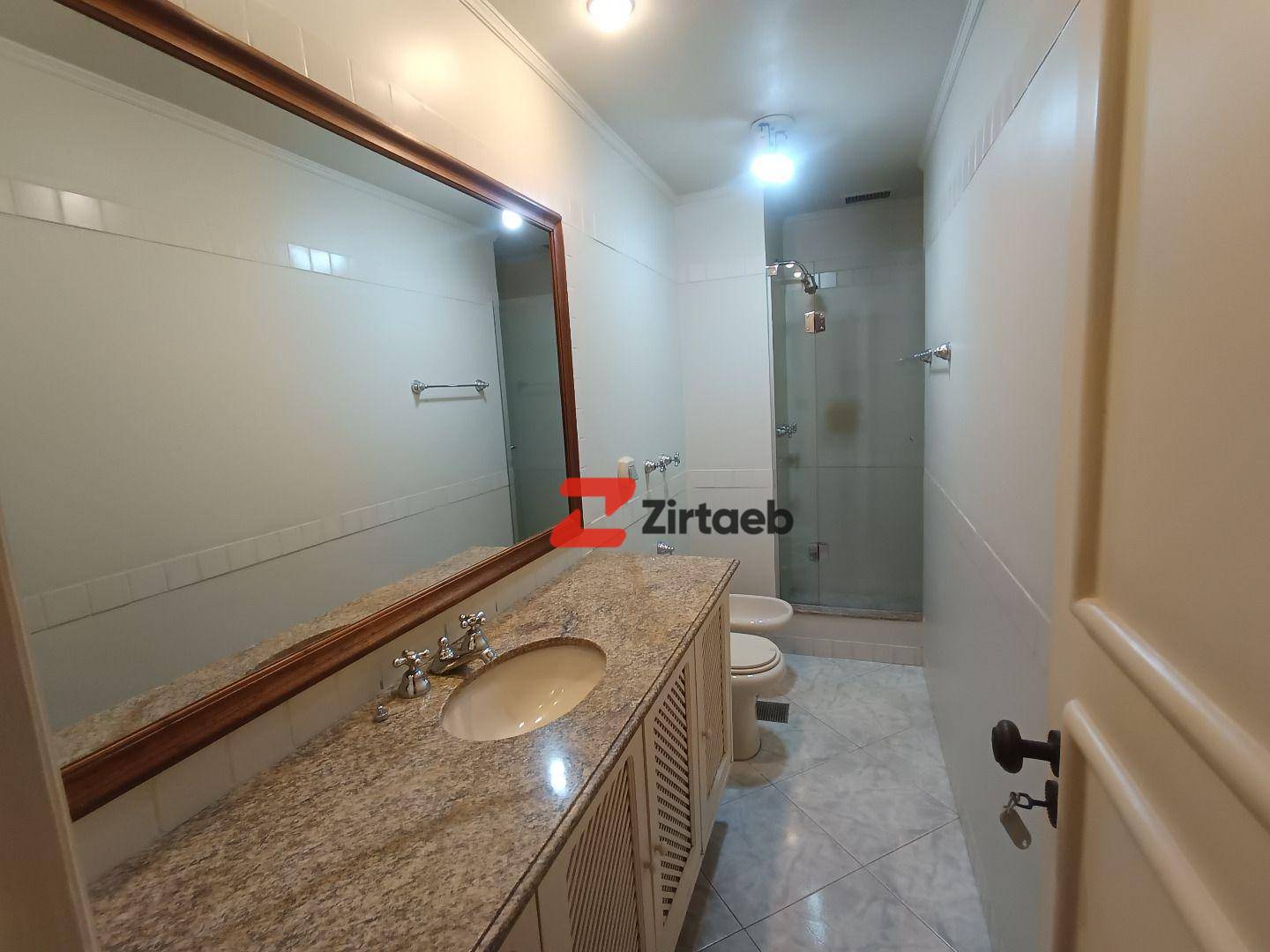 Apartamento para alugar com 2 quartos, 104m² - Foto 8