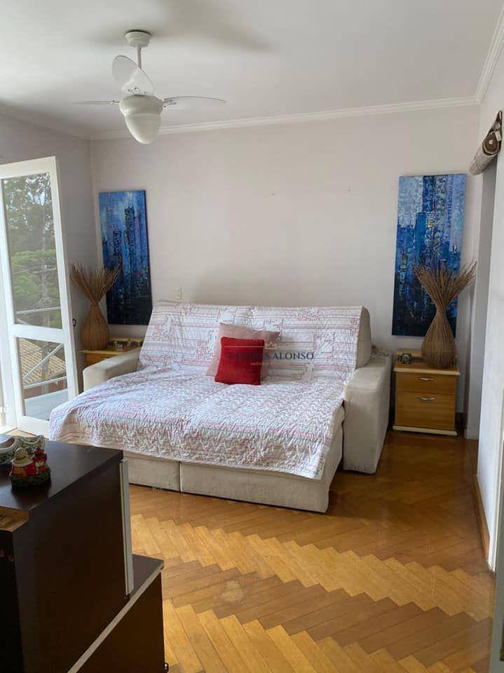 Casa à venda com 3 quartos, 260m² - Foto 4