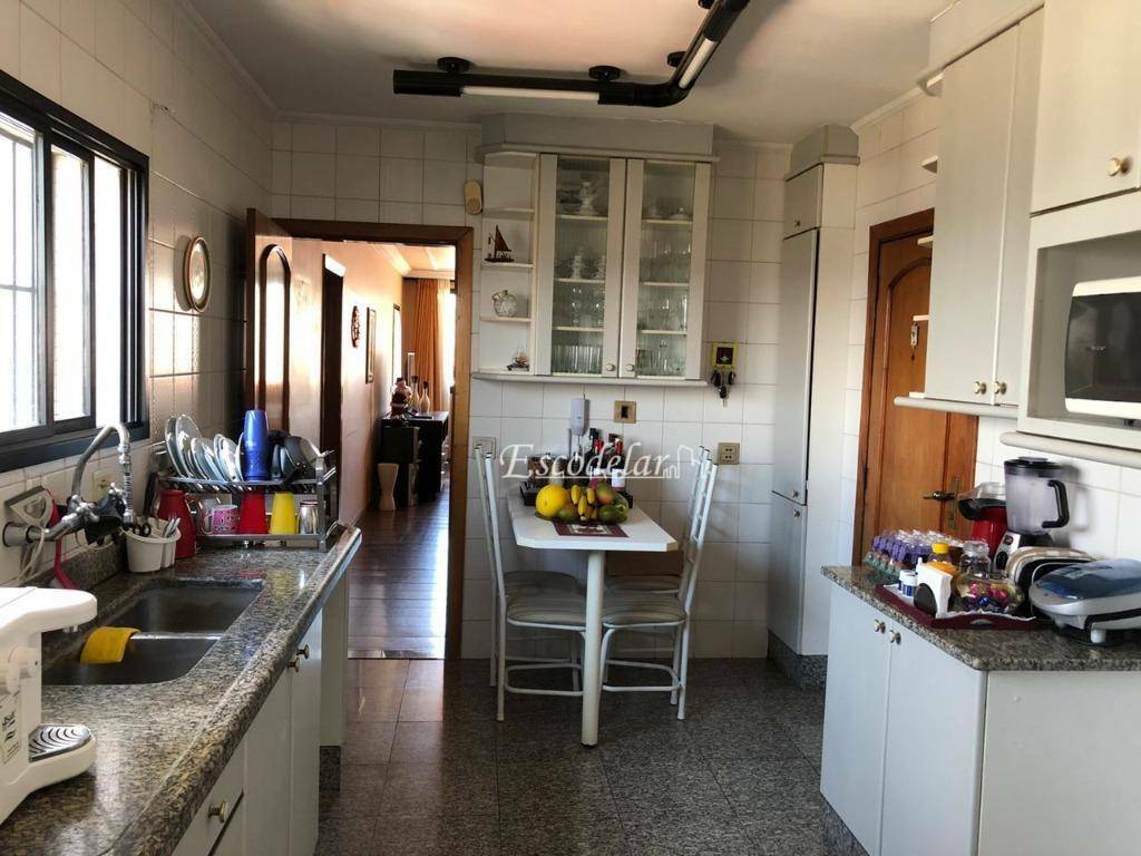 Apartamento à venda com 3 quartos, 125m² - Foto 8