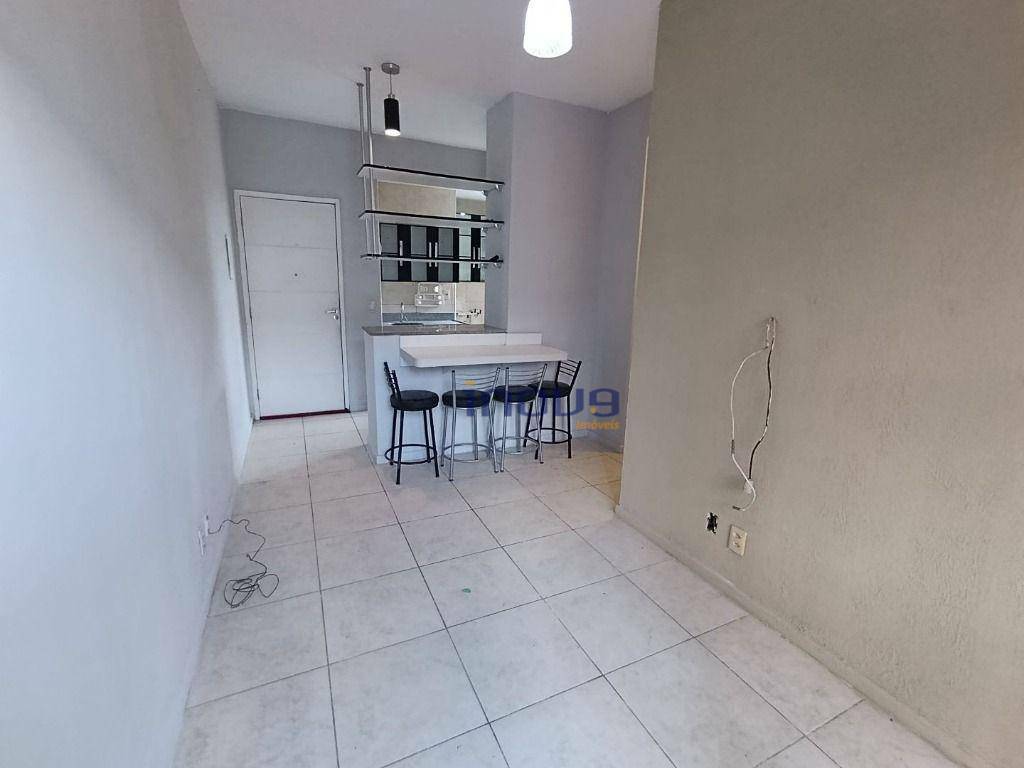 Apartamento para alugar com 2 quartos, 48m² - Foto 4