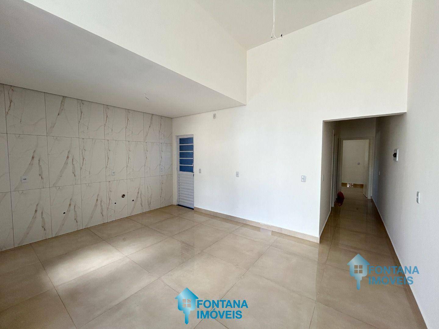 Casa à venda com 2 quartos, 75m² - Foto 4