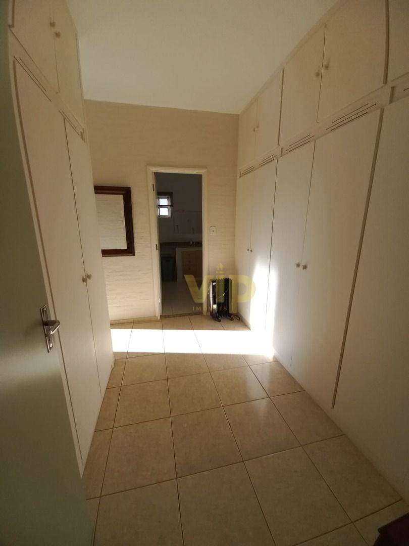 Casa à venda com 3 quartos, 222m² - Foto 11