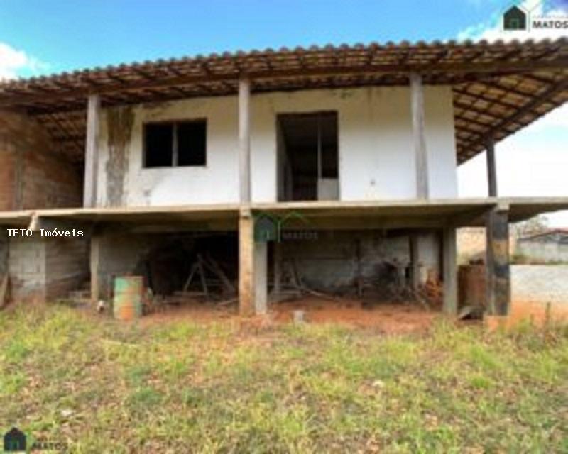 Casa à venda com 2 quartos, 1600m² - Foto 8