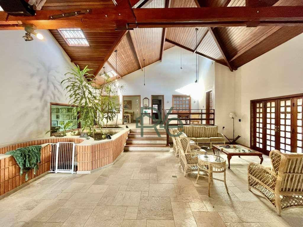 Casa à venda e aluguel com 5 quartos, 923m² - Foto 11