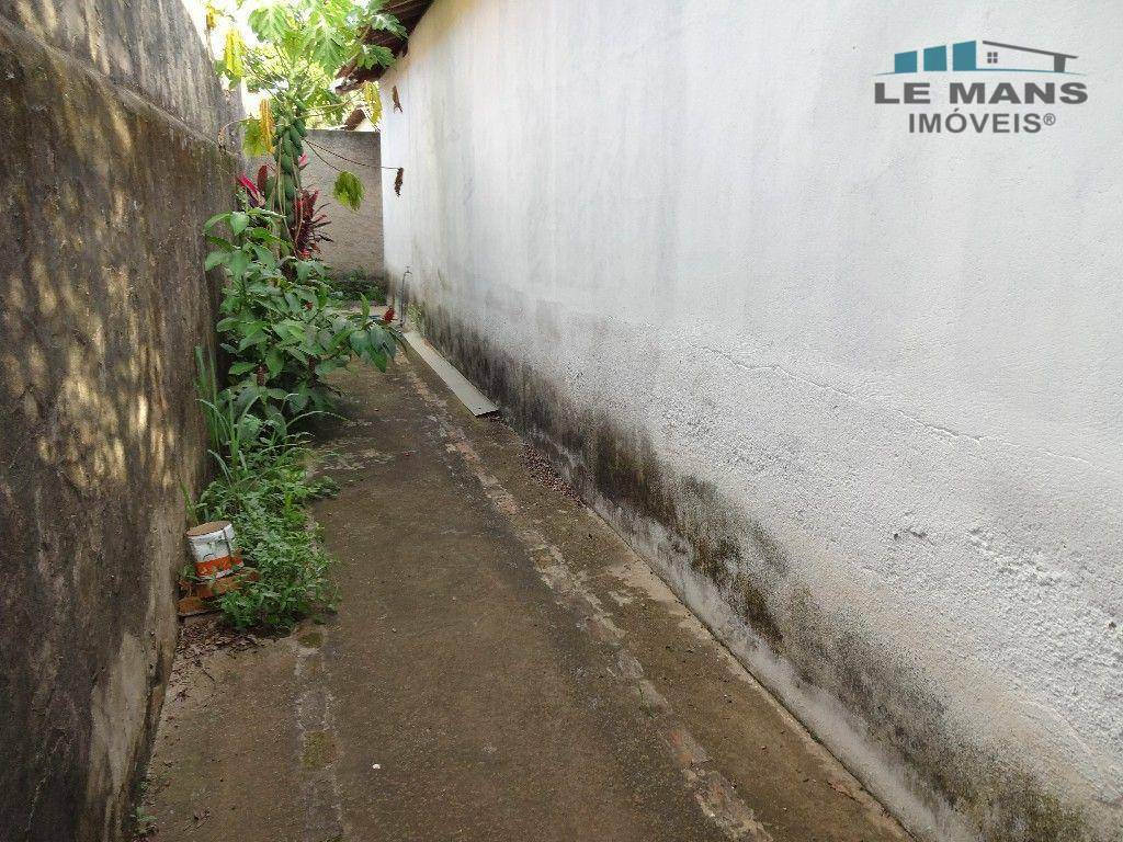 Chácara à venda e aluguel com 3 quartos, 286m² - Foto 23