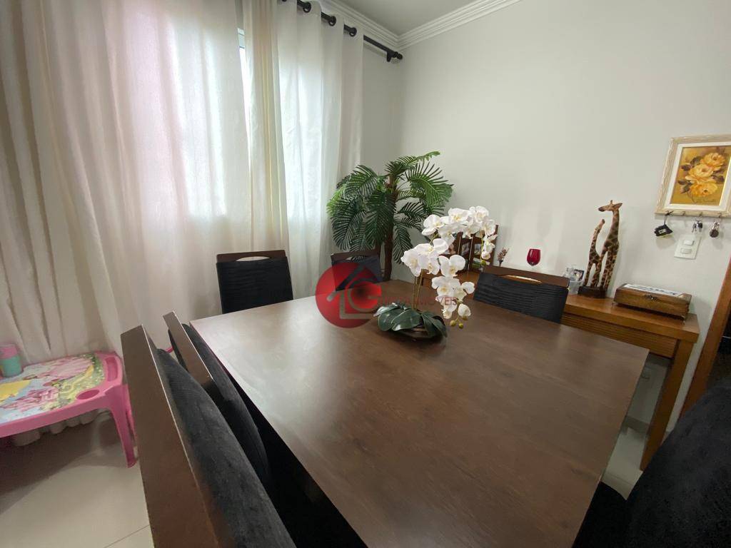 Apartamento à venda com 3 quartos, 84m² - Foto 7