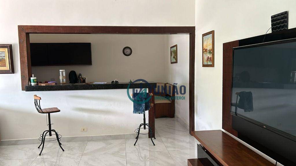 Casa à venda com 3 quartos, 430m² - Foto 14