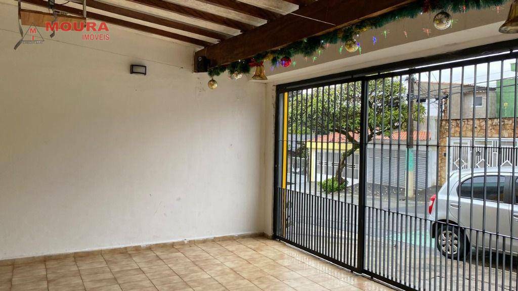 Casa à venda com 3 quartos, 174m² - Foto 2