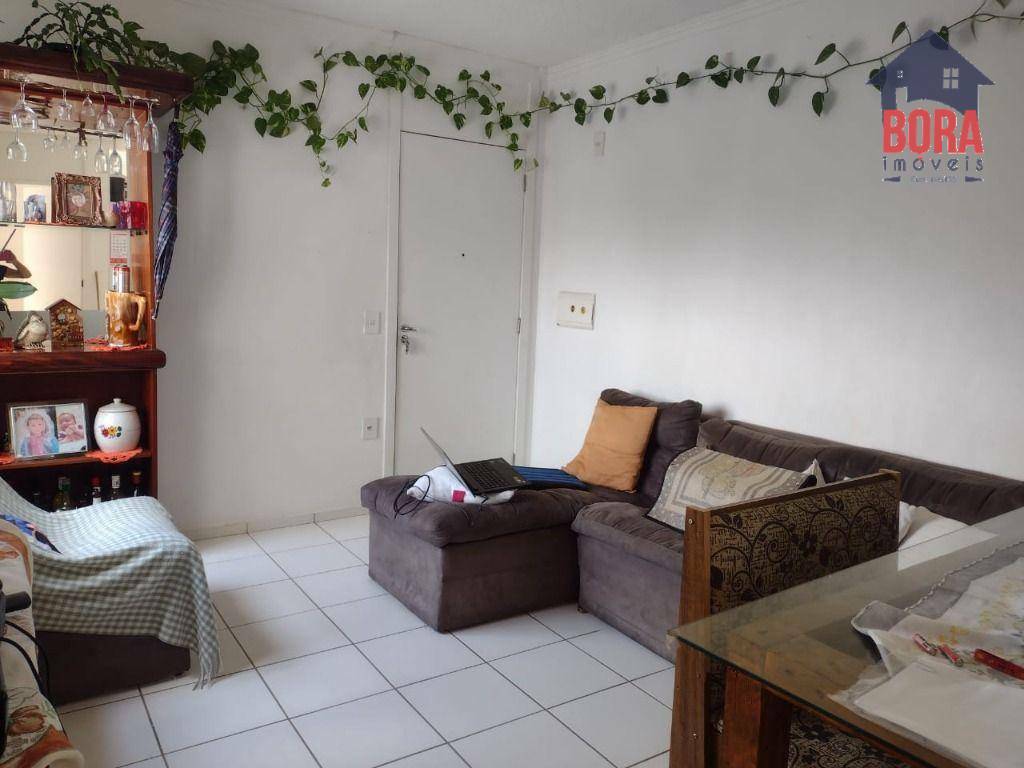 Apartamento à venda com 2 quartos, 59m² - Foto 6