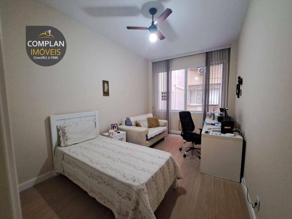 Apartamento à venda com 3 quartos, 140m² - Foto 5