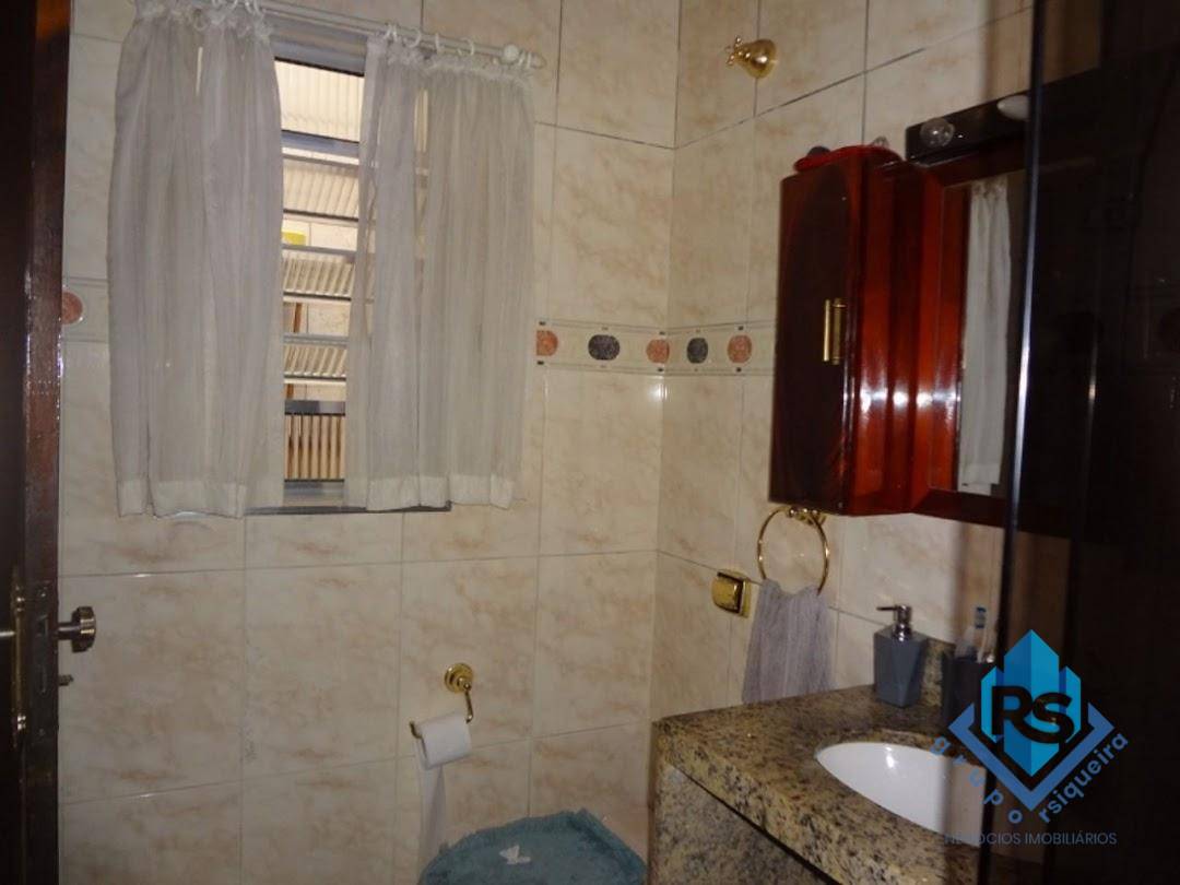 Casa à venda com 2 quartos, 157m² - Foto 17