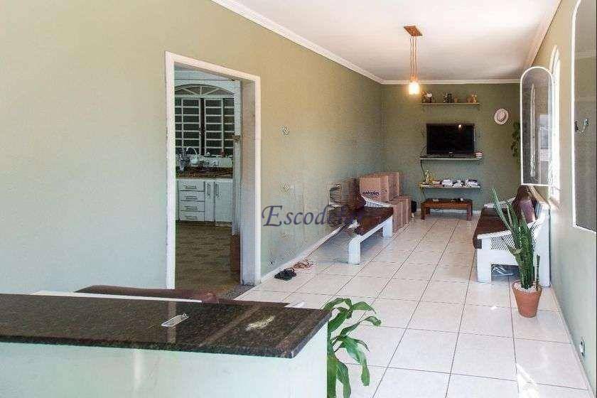 Sobrado à venda com 3 quartos, 300m² - Foto 1