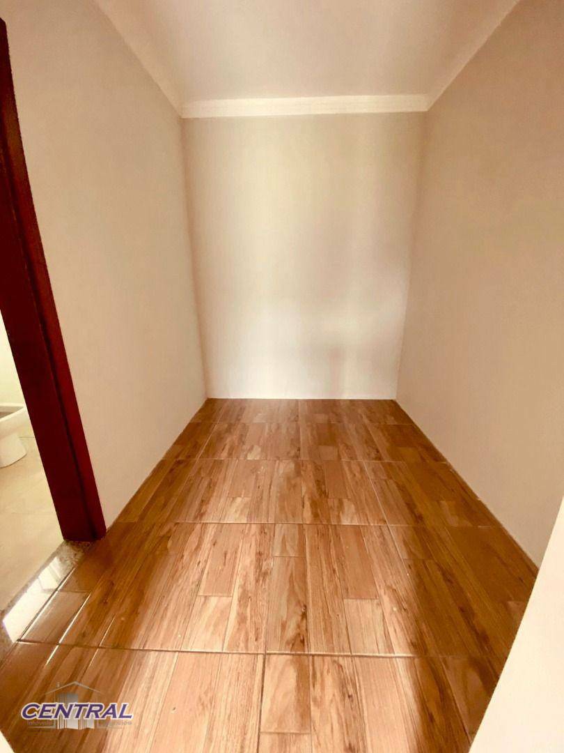 Sobrado à venda e aluguel com 3 quartos, 200m² - Foto 17