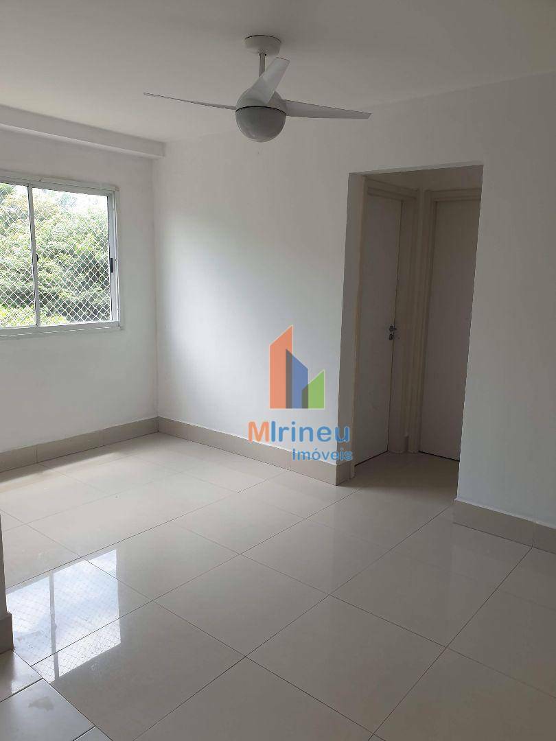 Apartamento à venda com 2 quartos, 43m² - Foto 4