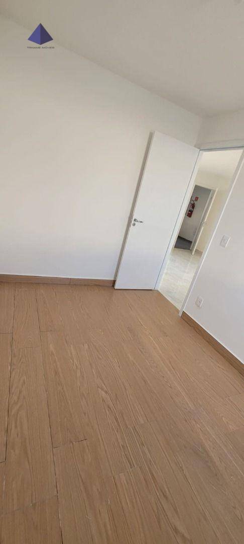 Apartamento à venda com 2 quartos, 45m² - Foto 10