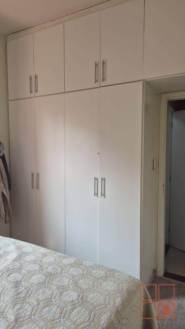 Apartamento à venda com 2 quartos, 72m² - Foto 10